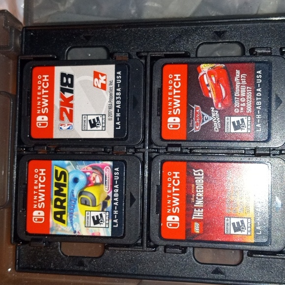 Nintendo Switch games 6 - Picture 2 of 4
